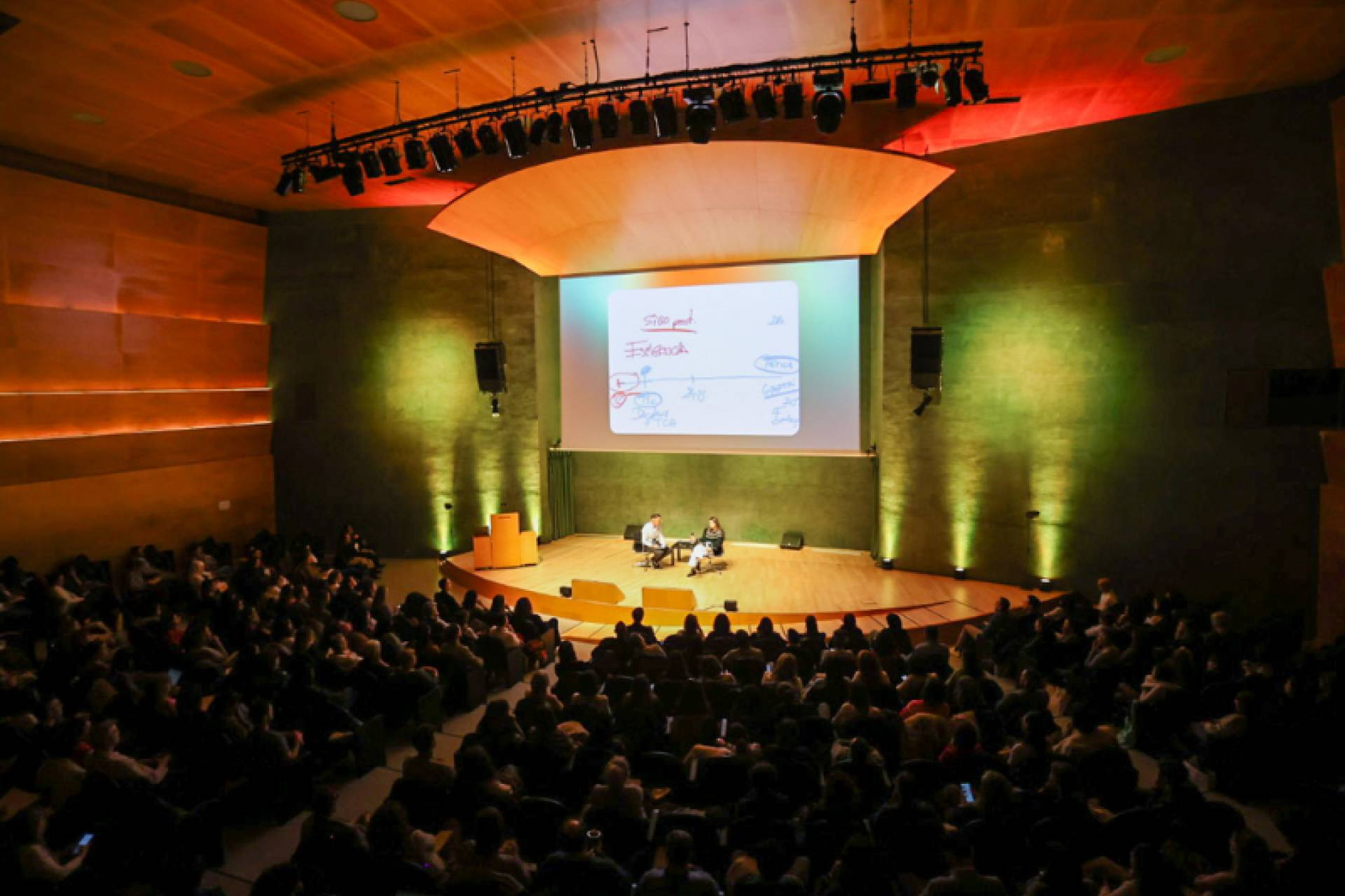 Celebrado el IV Congreso Regenera con aforo completo en dos jornadas dedicadas a la salud integrativa