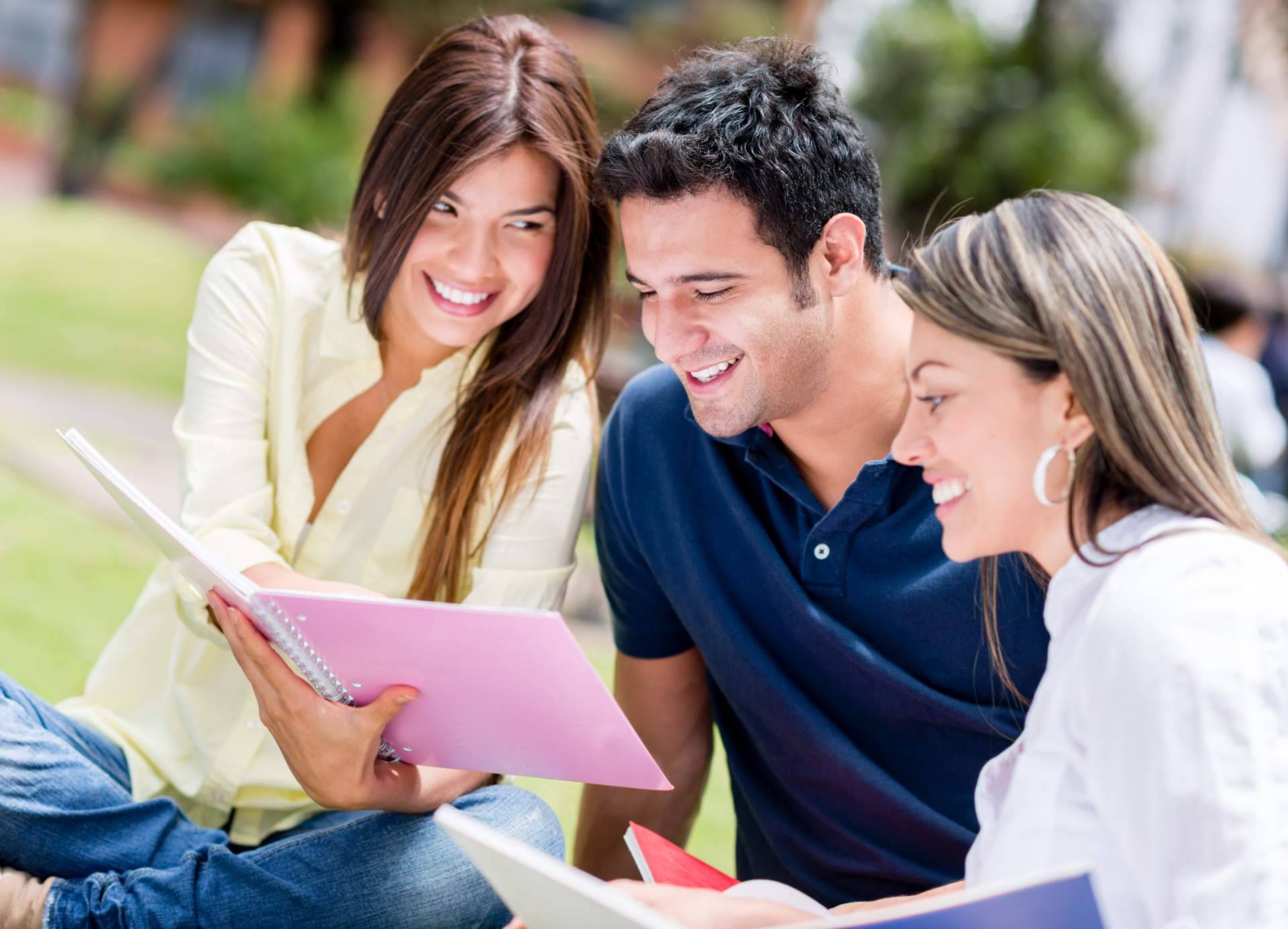 UNISEB reúne más de 30 programas formativos online en másteres propios con enfoque flexible
