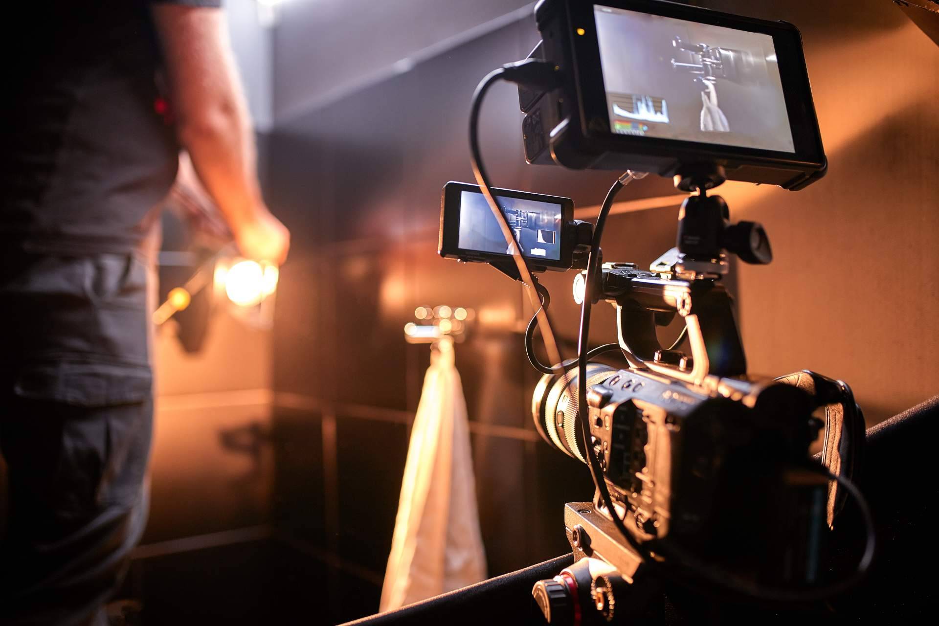 Productora Audiovisual en Valencia; la improvisación se paga en reputación y se nota en cada plano