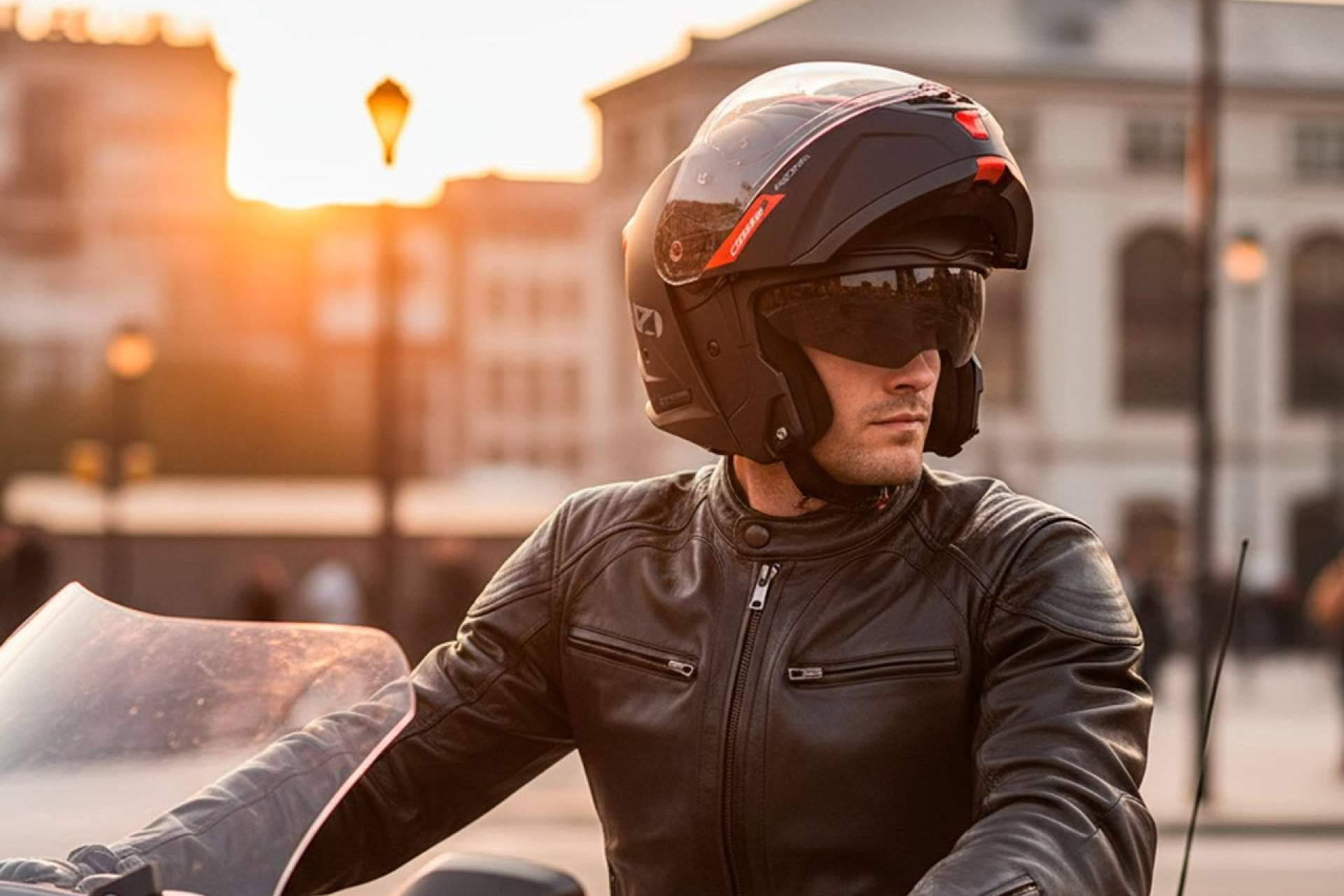 NZI confirma el inicio de la temporada alta de moto con un aumento en la demanda de cascos en marzo