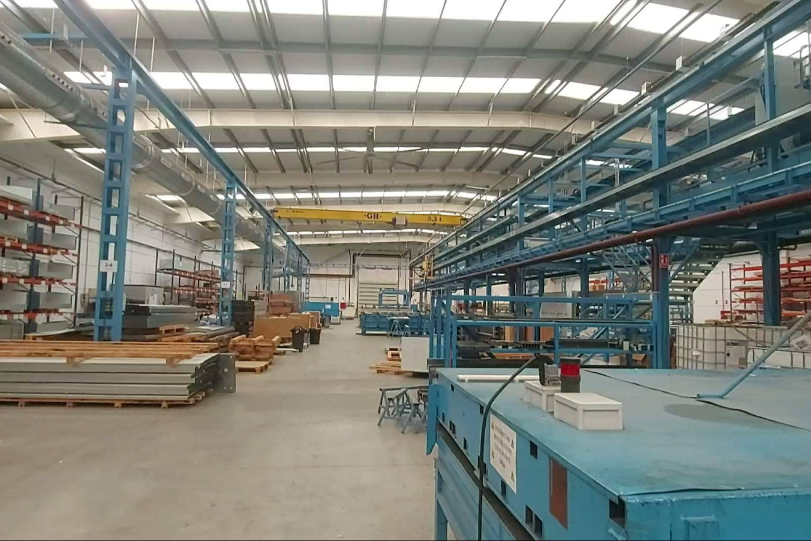 Sale a subasta la gran nave industrial de la castellonense Frost-Trol S.A con toda su maquinaria incluida