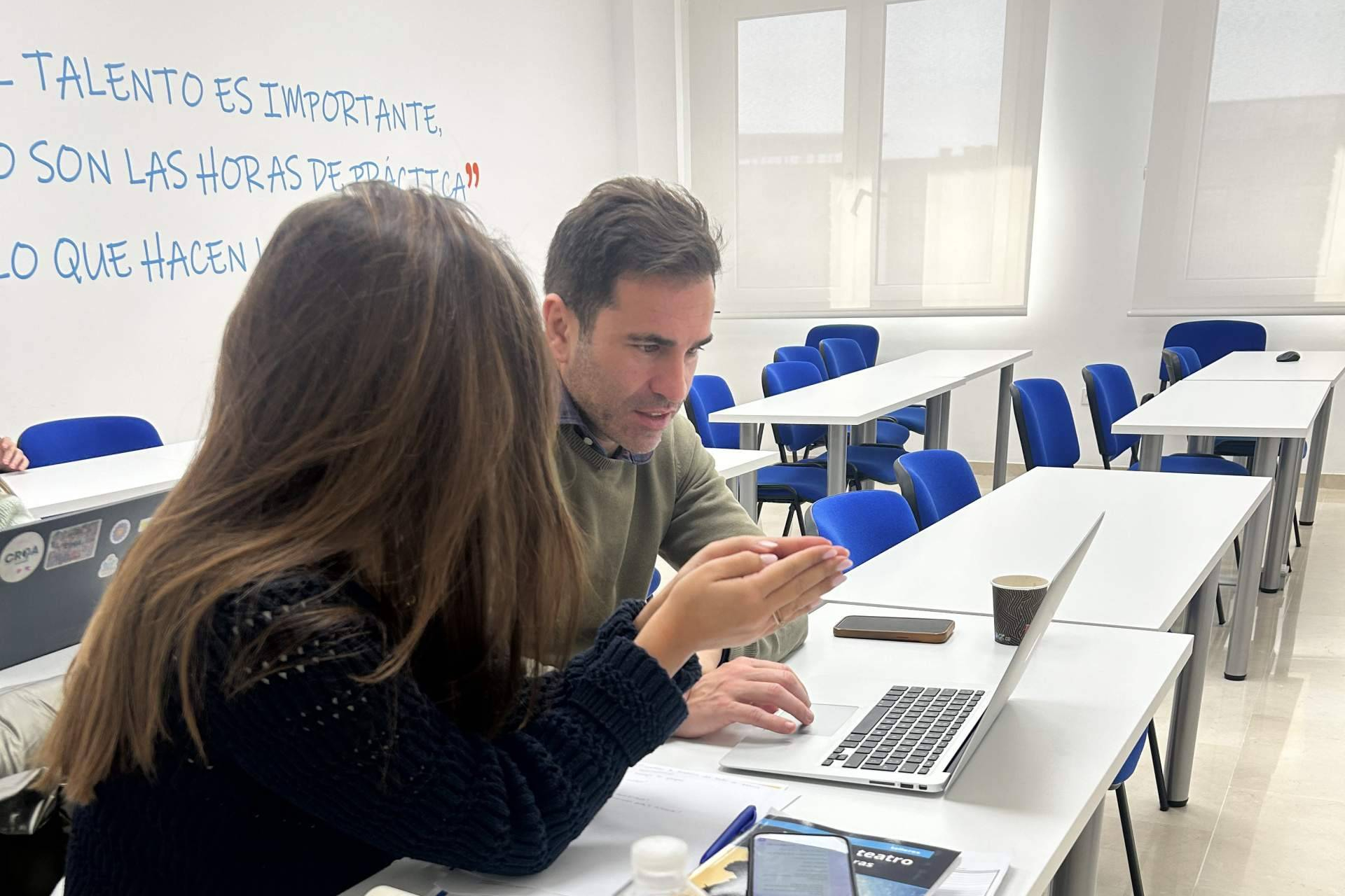 Docentes Opositores impulsa un método eficaz para oposiciones de maestros basado en criterios de evaluación