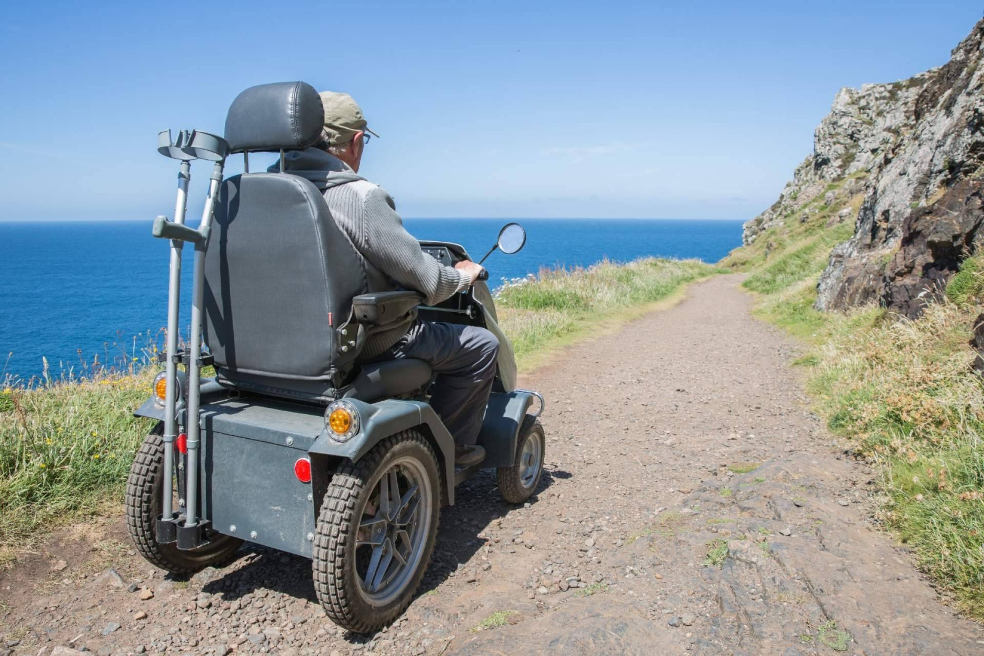 Claves para elegir scooters para movilidad reducida según las necesidades del día a día