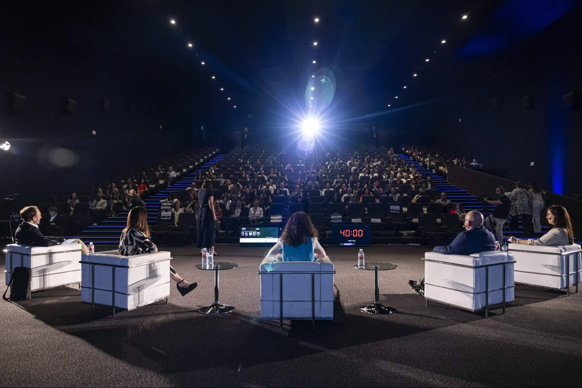 Mujer y Empresa Summit de INTRAMA; liderazgo y talento femenino toman el control en la era de la IA