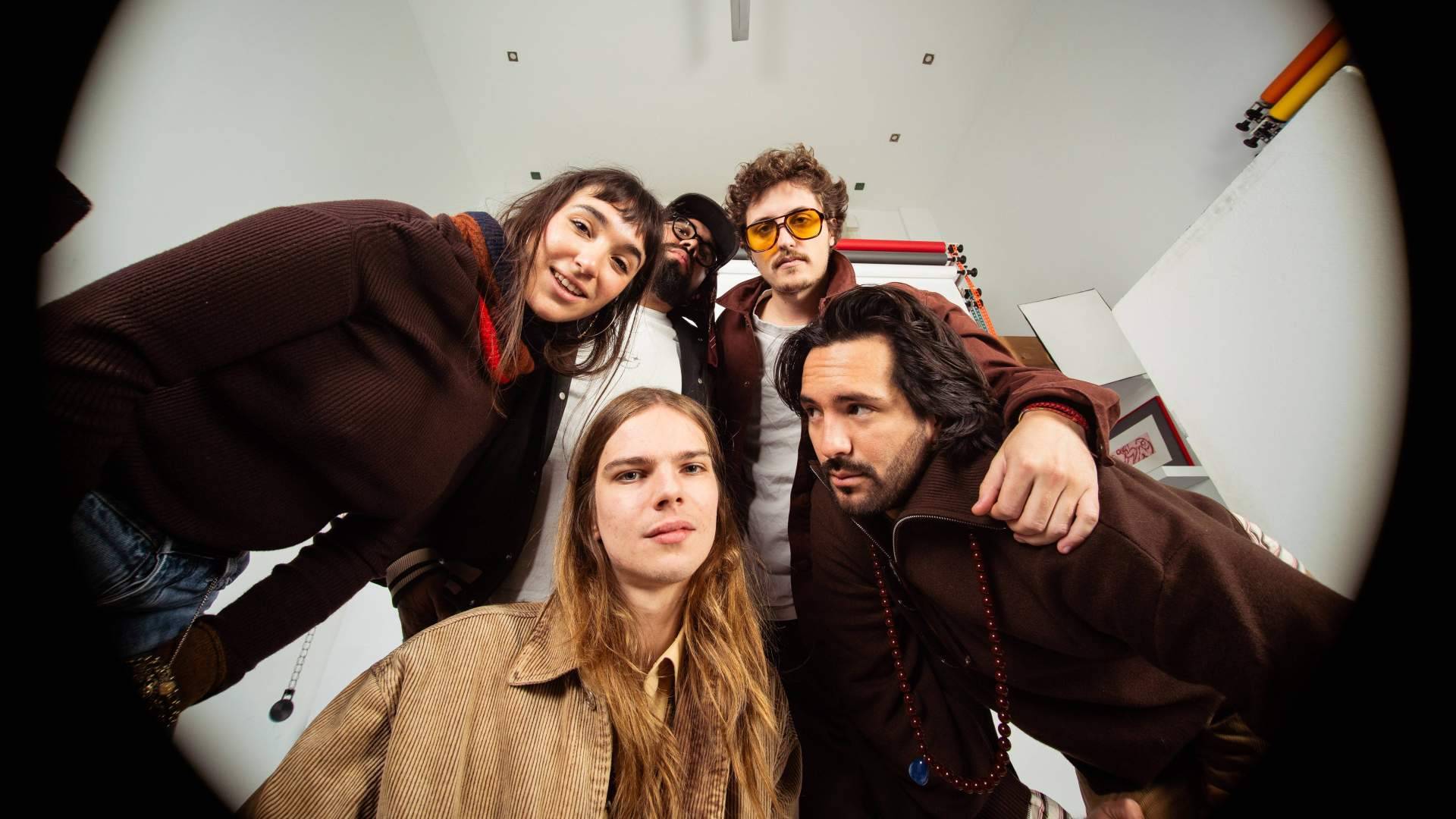 GINEL lanza 'Grita', primer adelanto de su álbum debut 'BORDE VIVO'