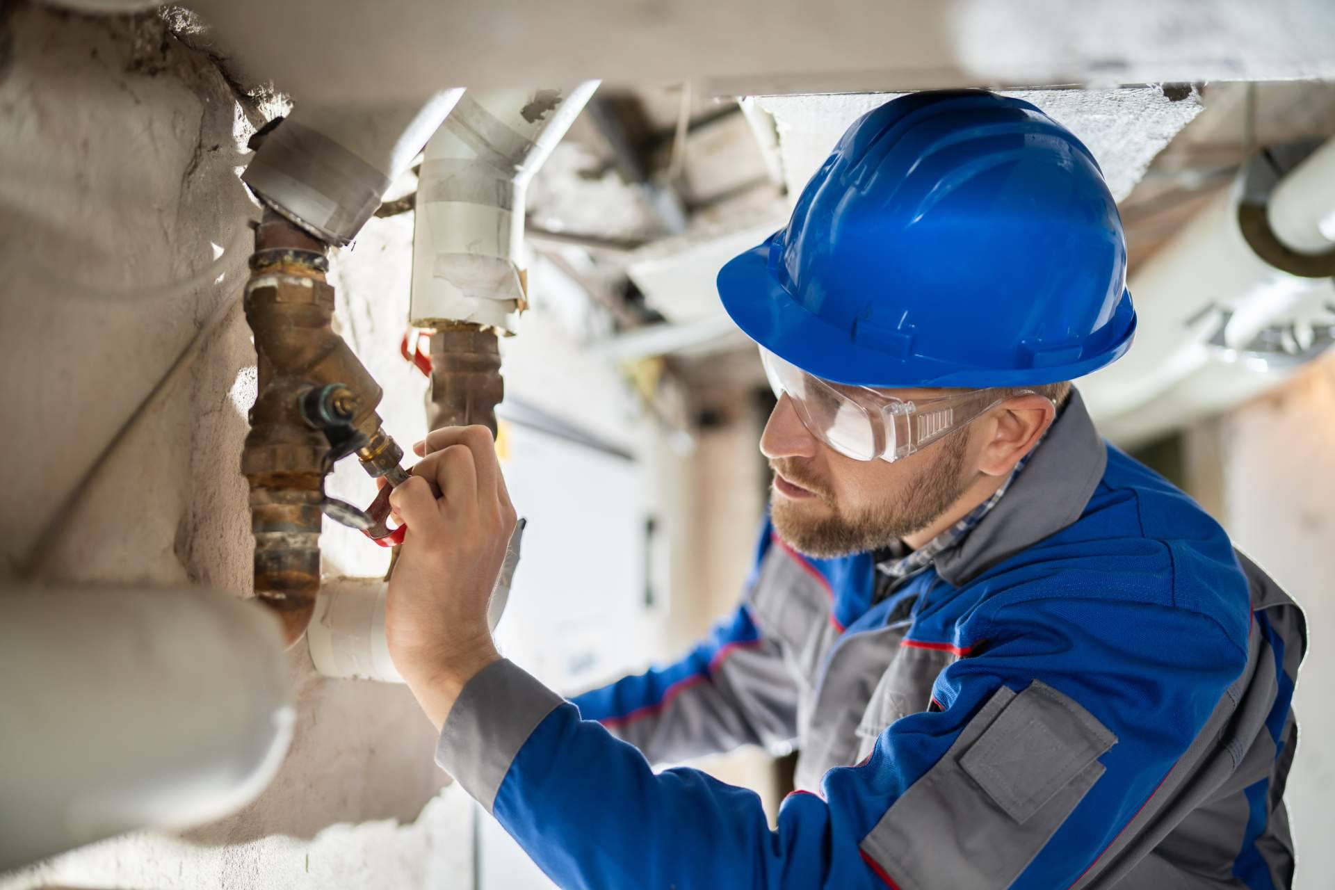 Reparaciones González refuerza su servicio de fontaneros 24 horas en la provincia de Alicante