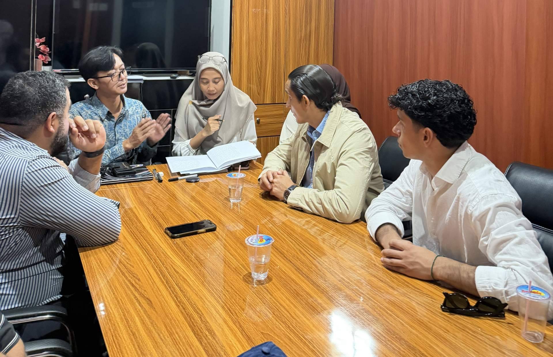 Lombok atrae inversión internacional con el asesoramiento estratégico de Felipe Herrera