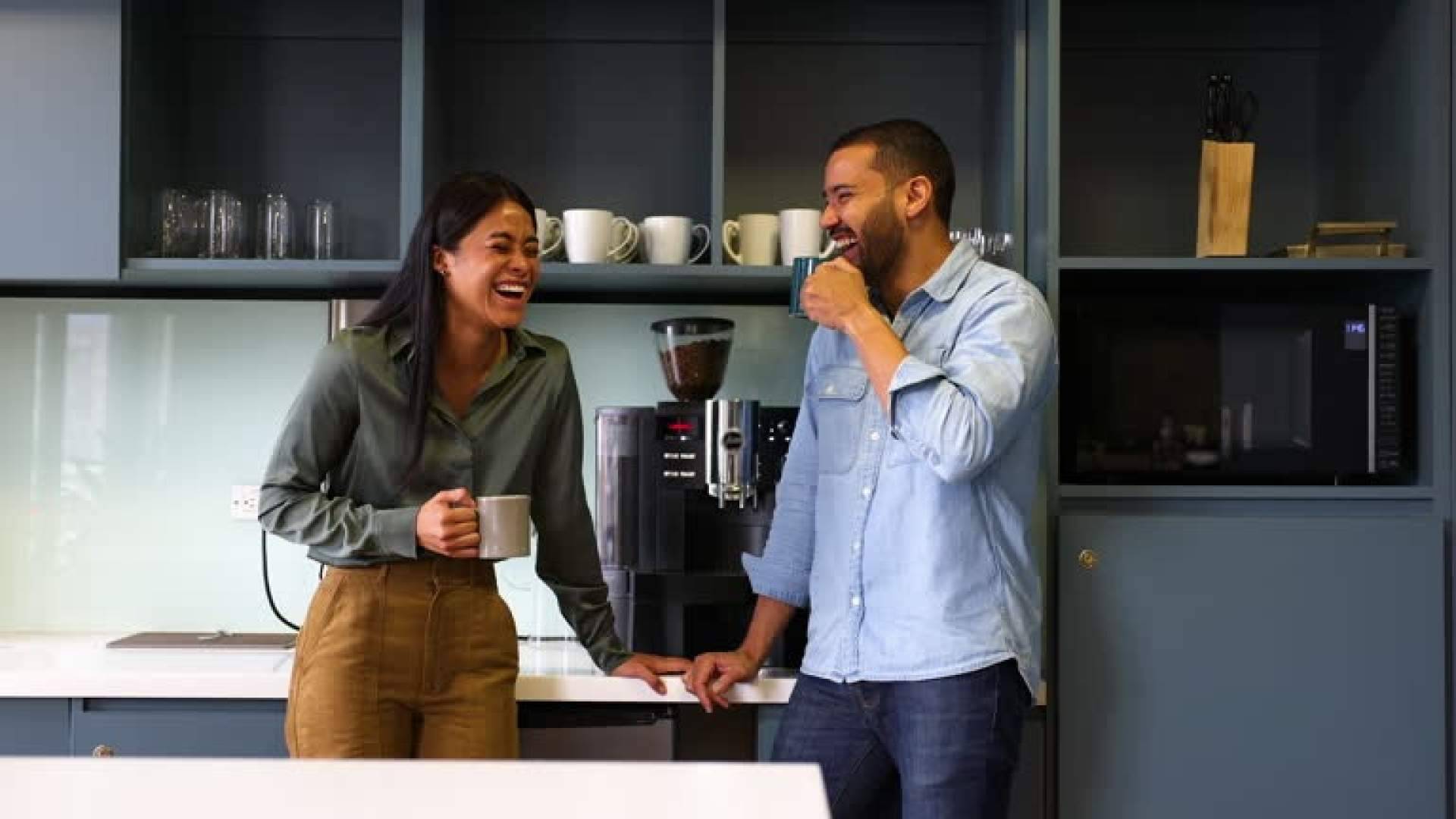 Cafeteras para oficinas; claves para adaptar el servicio de café al tamaño de cada empresa