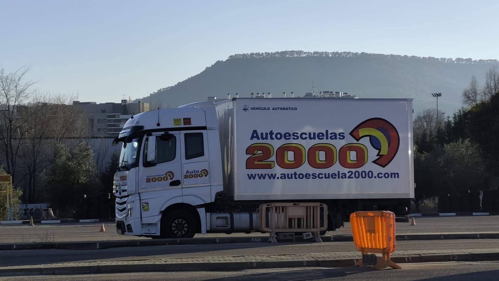 Estancia Estudios España con curso CAP; formación profesional para avanzar hacia una situación legal en España