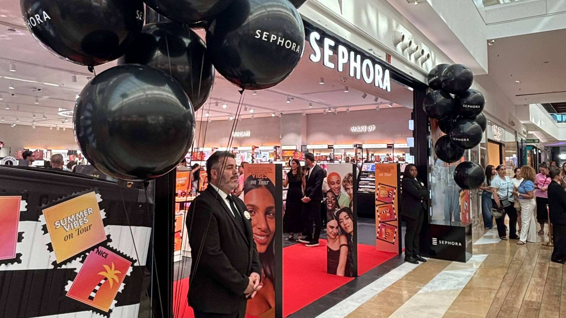Una empresa malagueña convierte los globos en experiencias de lujo para marcas y eventos exclusivos