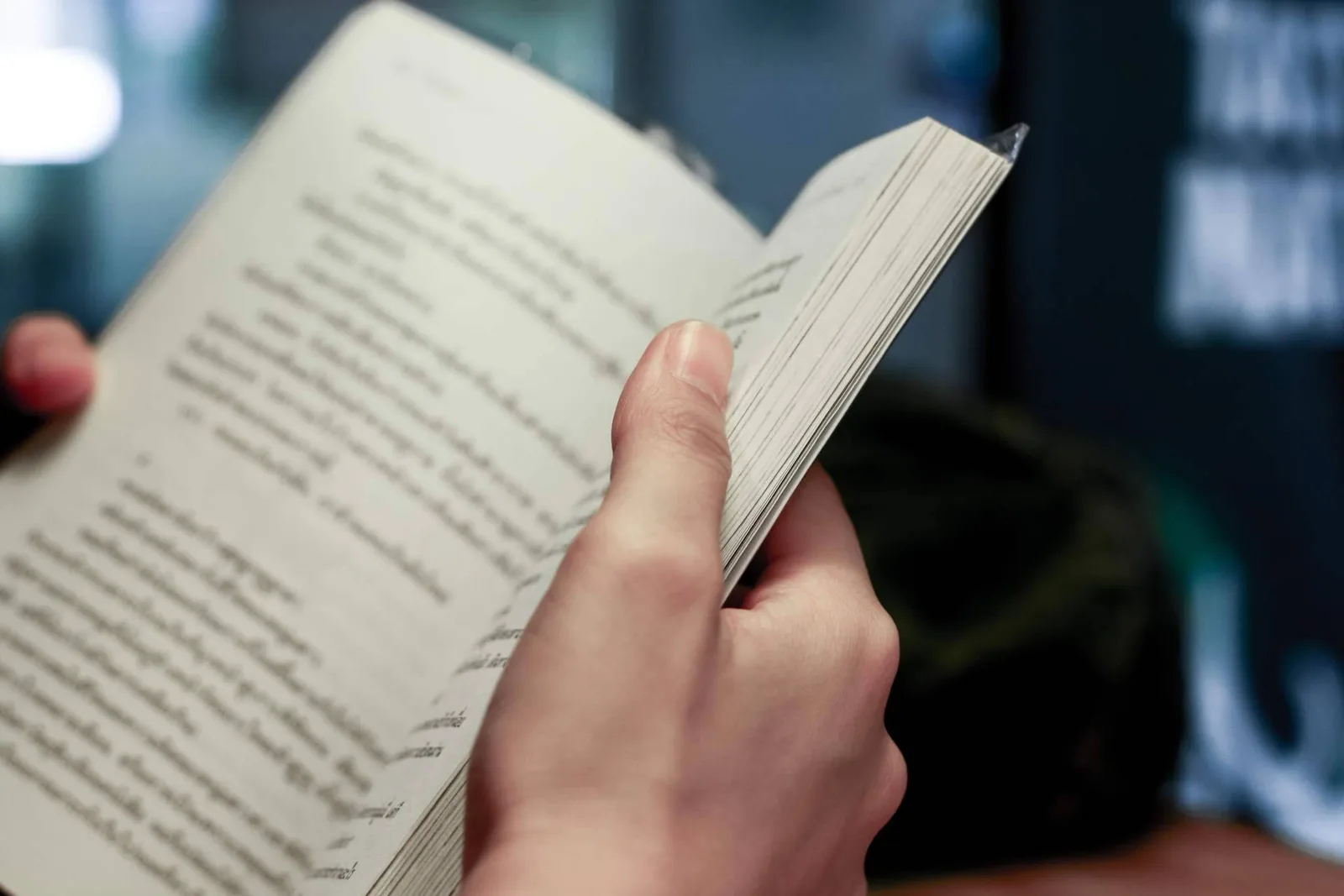 Cómo Editorial Letrame acompaña a los autores durante el proceso de publicación