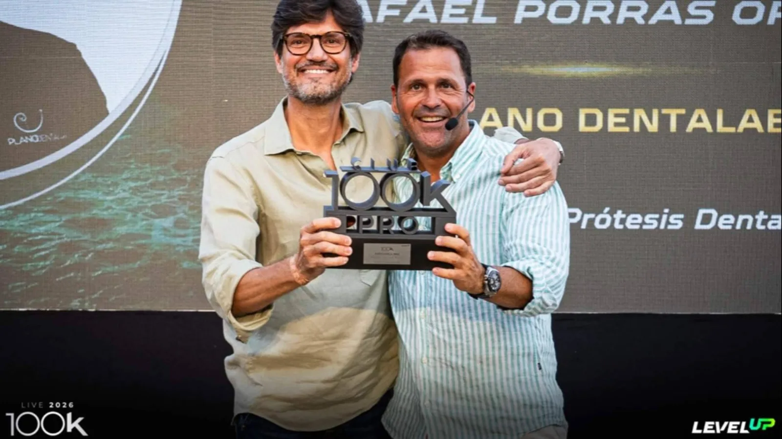 El protésico dental cordobés Rafael Porras entra en el Club 100K con Plano Dentalab